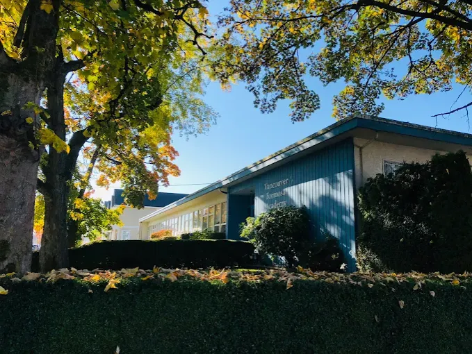school.name