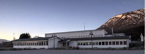 Strand skole