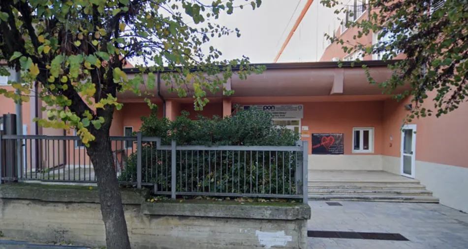 school.name
