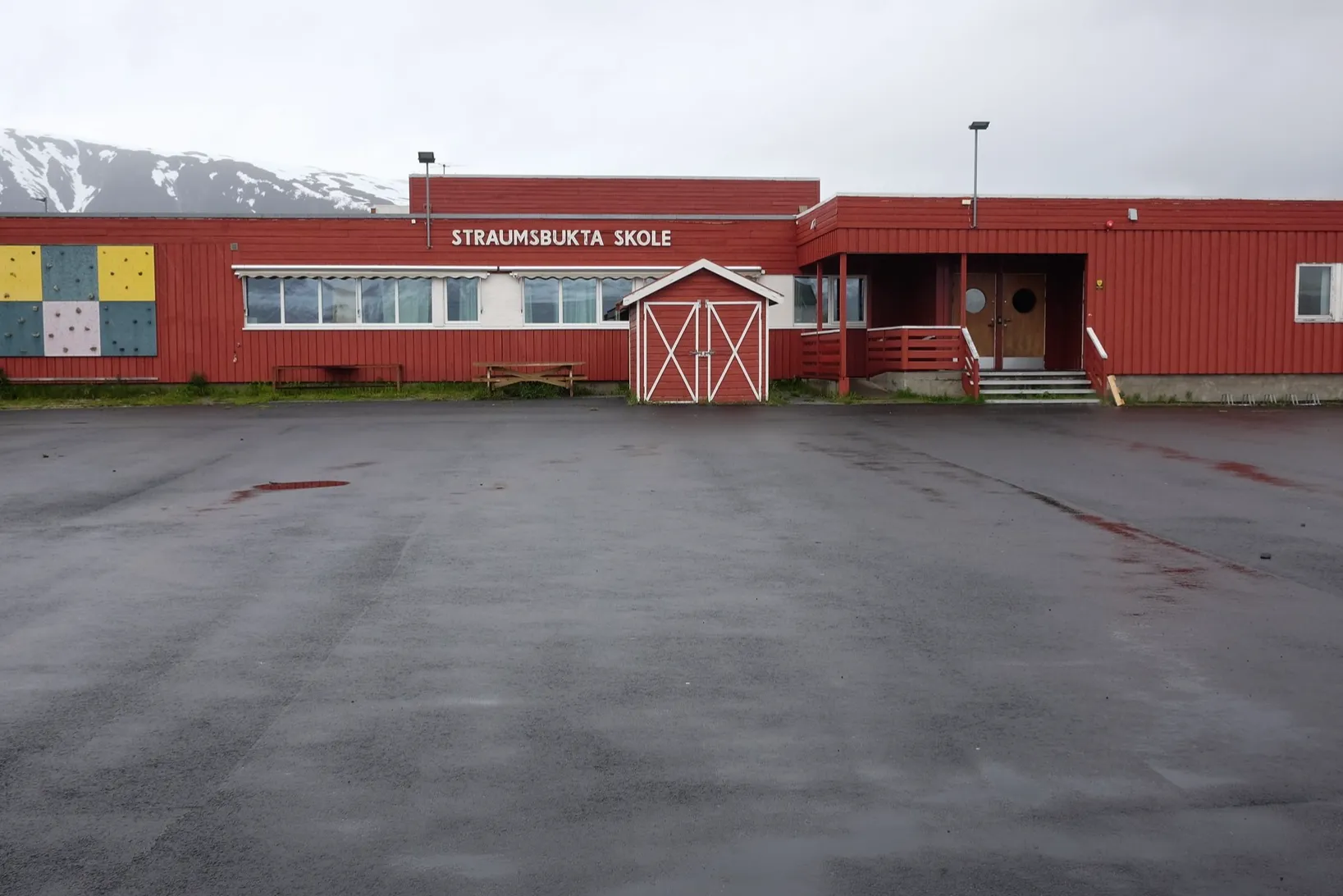 Straumsbukta skole