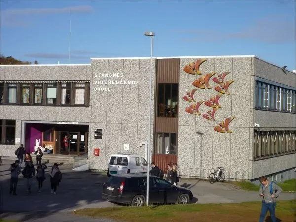 Stangnes Rå videregående skole, Stangnes