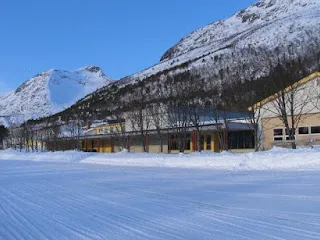 Stonglandet skole