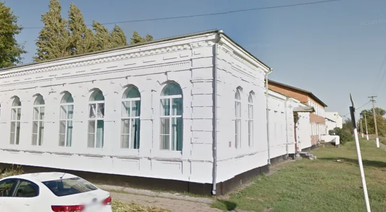 school.name