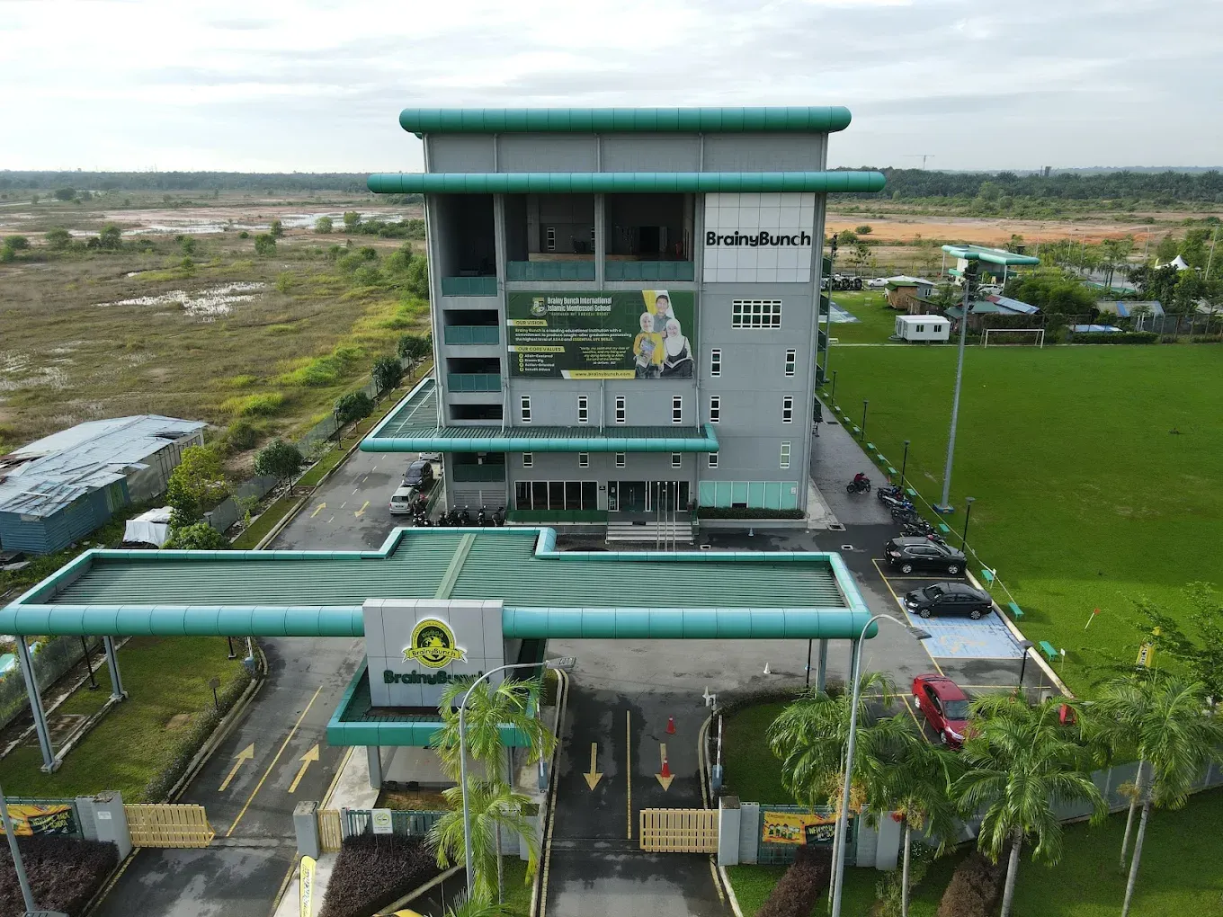 Brainy Bunch International School (HQ)