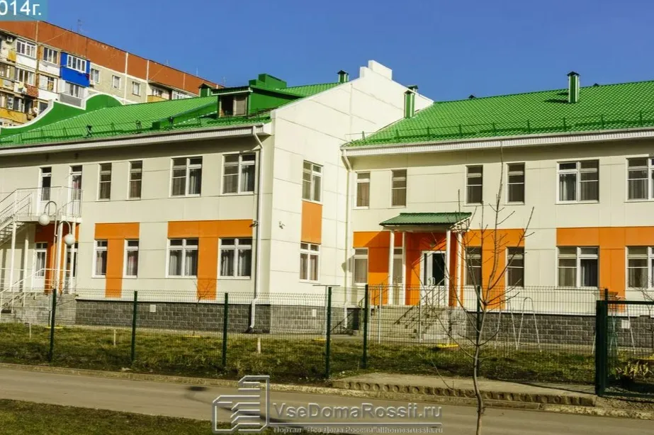 school.name