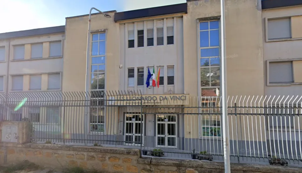 school.name