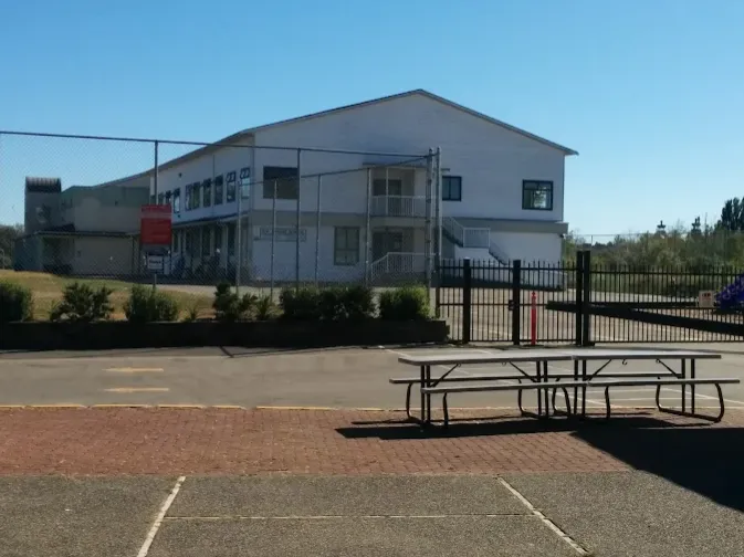 school.name