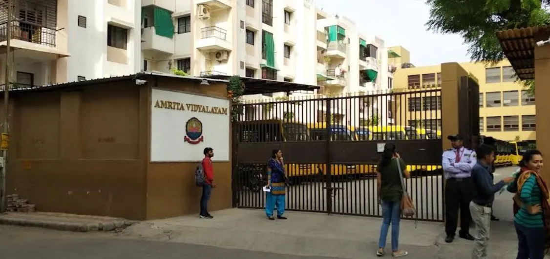 school.name